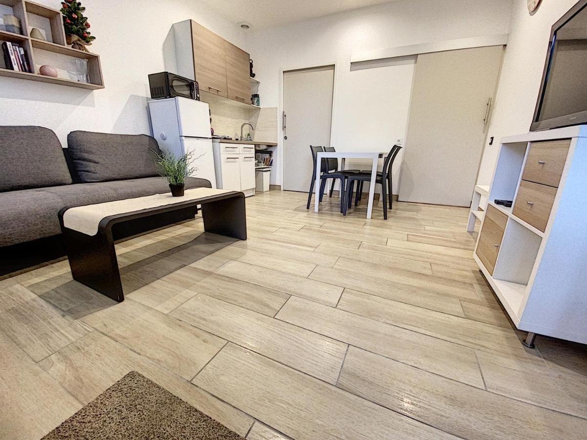 Appartement F2 Le parc CLIM, WIFI, PMR à Balaruc-les-Bains Extérieur photo